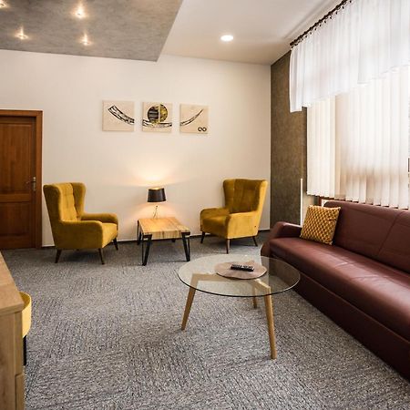 Hotel Šomka Drienica Buitenkant foto