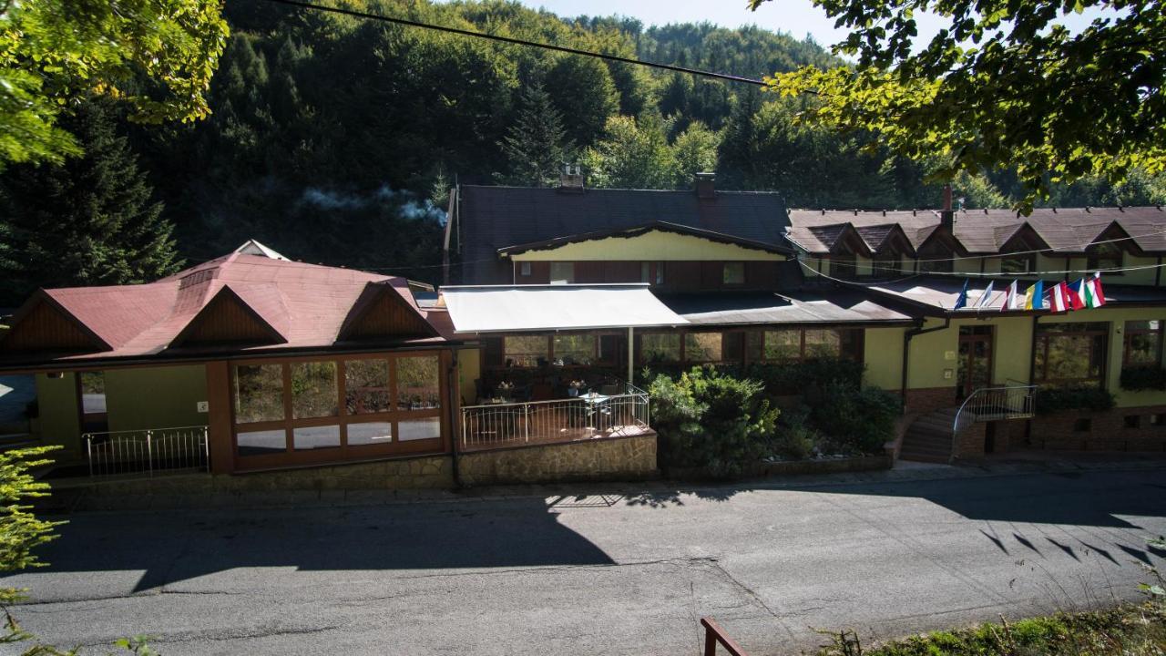 Hotel Šomka Drienica Buitenkant foto