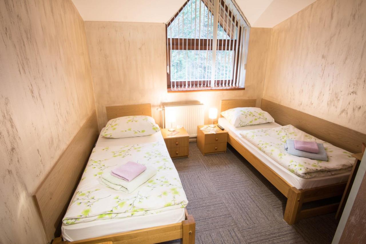 Hotel Šomka Drienica Buitenkant foto