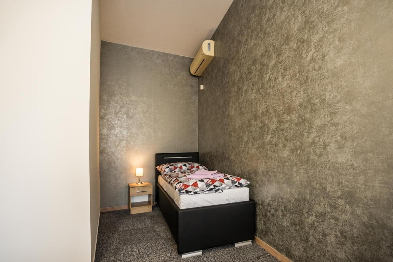 Hotel Šomka Drienica Buitenkant foto