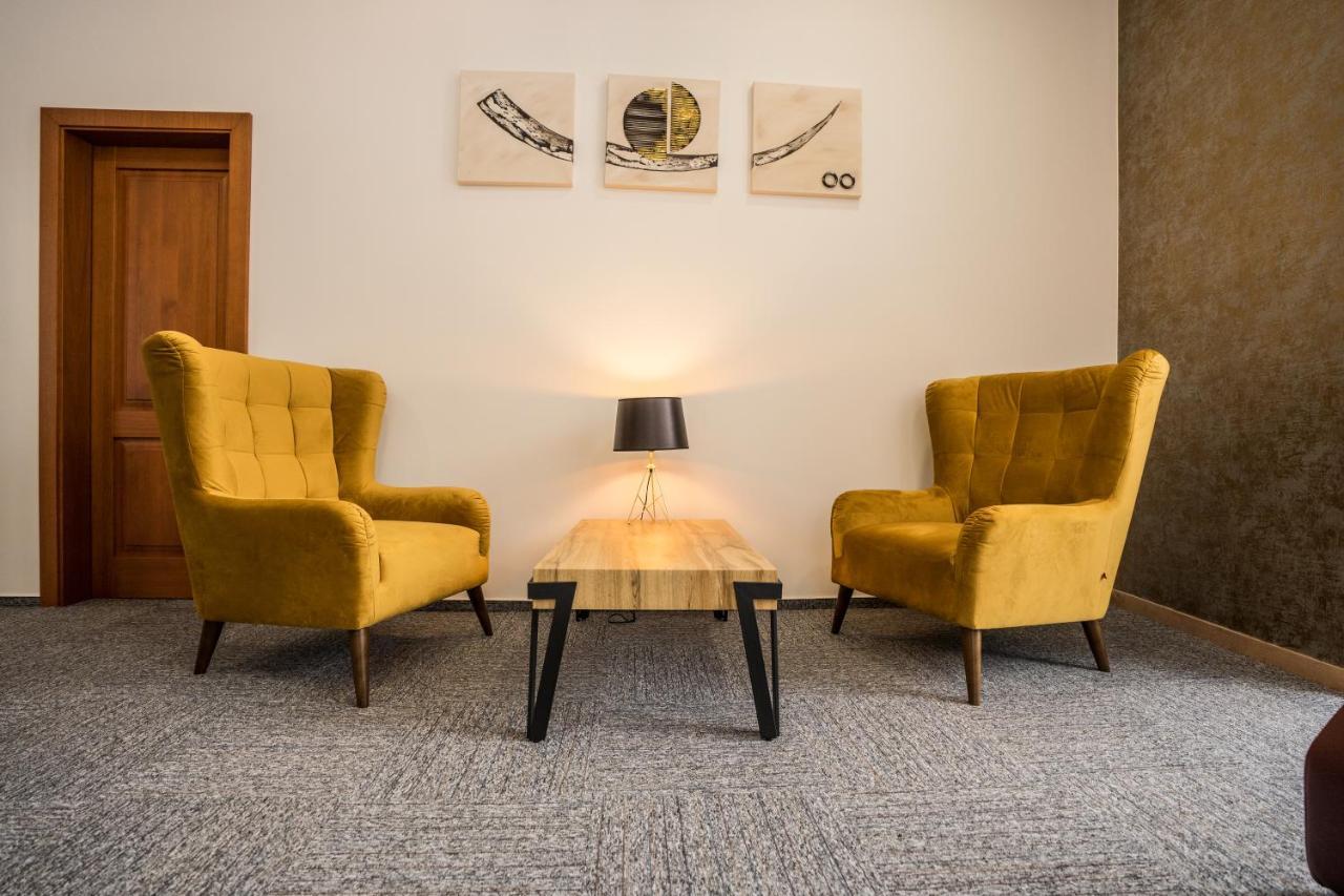Hotel Šomka Drienica Buitenkant foto
