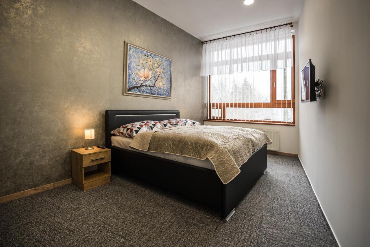 Hotel Šomka Drienica Buitenkant foto