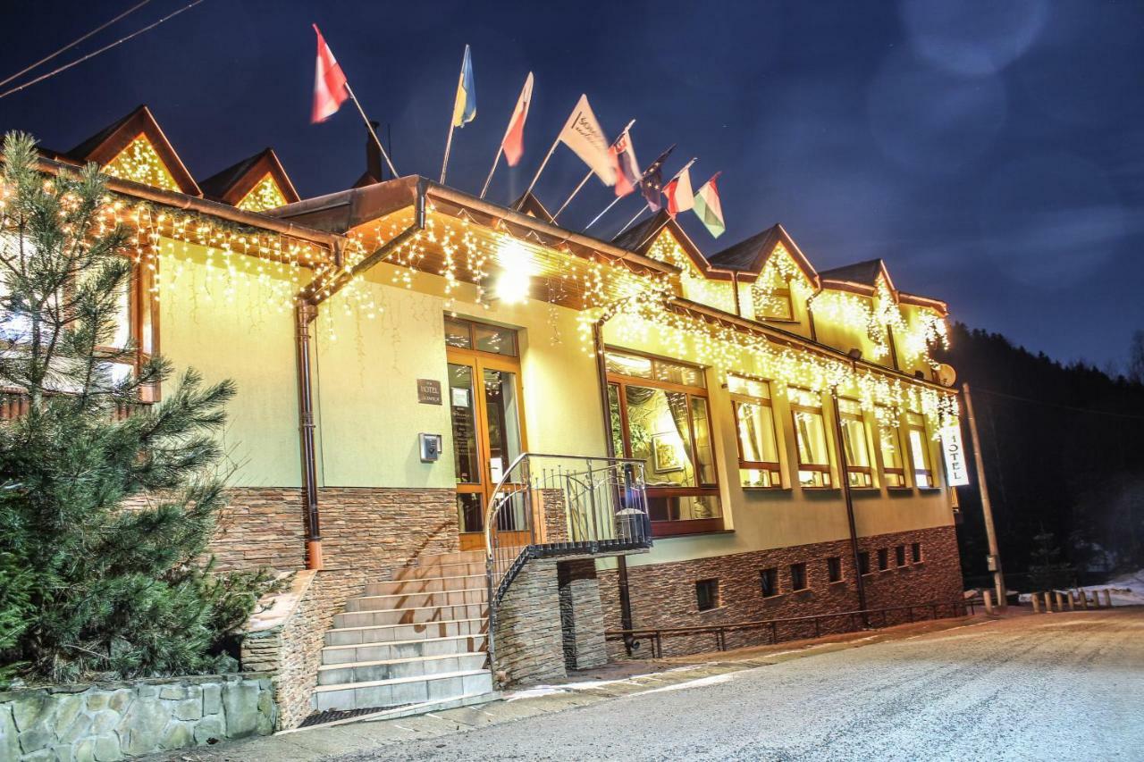 Hotel Šomka Drienica Buitenkant foto