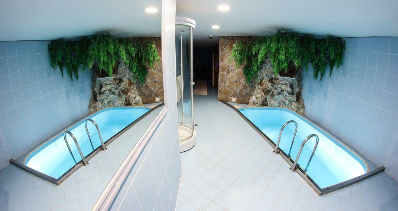 Hotel Šomka Drienica Buitenkant foto