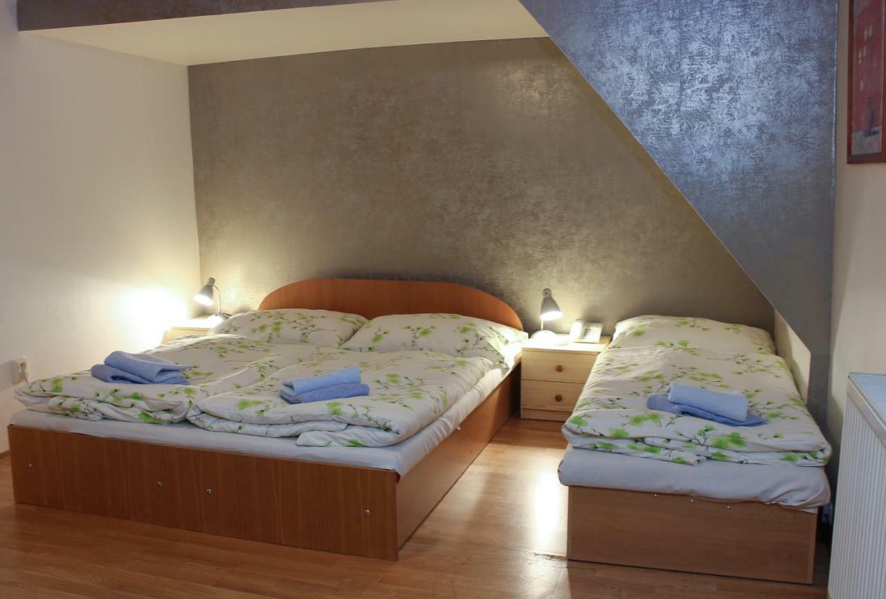 Hotel Šomka Drienica Buitenkant foto